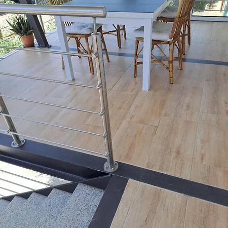 Mvm With Terrace Apartman